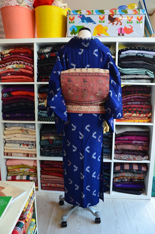 「く」の字模様の青ウール単衣きもの【身丈149.5cm】