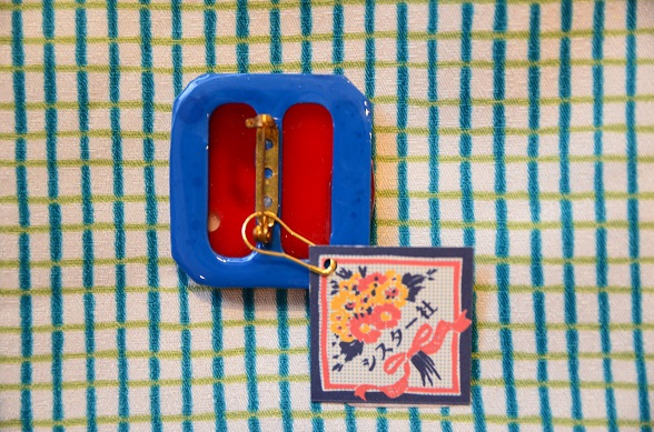  【シスター社】小人とキノコの帯留ブローチ