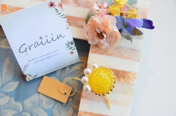 【graiiin】ハチミツの帯留　小