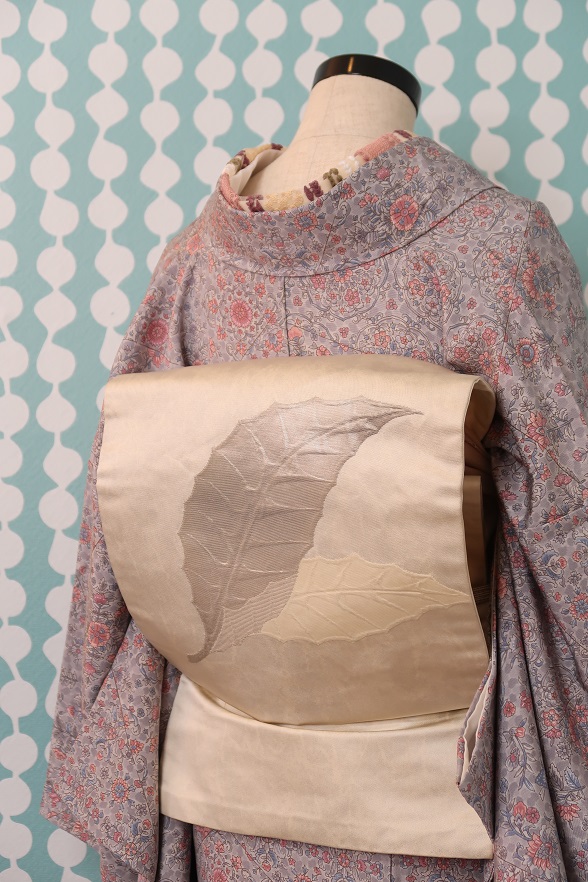 ぷっくりシルバーリーフのシンプル九寸名古屋帯【全長345.5cm】