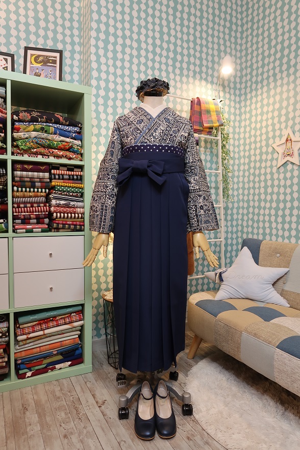 【レンタル衣装】卒業式袴・着物・帯・襦袢・着付け小物セット「北欧レトロ更紗」