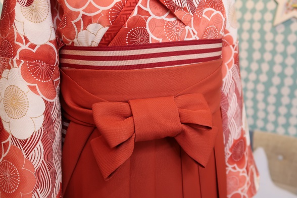 【レンタル衣装】卒業式袴・着物・帯・襦袢・着付け小物セット「梅と紅白」