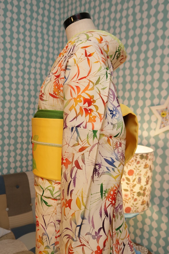 トロピカルな菊柄染袷きもの【身丈155.5×裄丈69】