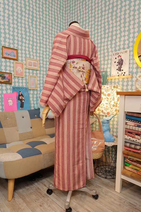 ストライプの藤ライン柄ポリ単衣きもの【身丈156cm】