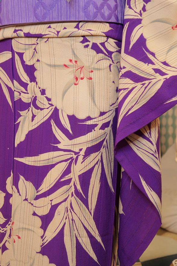 淑やかな花柄アンティーク単衣きもの【身丈149.5×裄丈65】