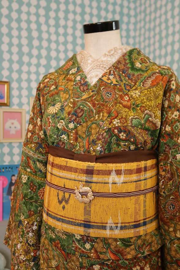 にぎやかな童子の縮緬単衣きもの【身丈154×裄丈65】